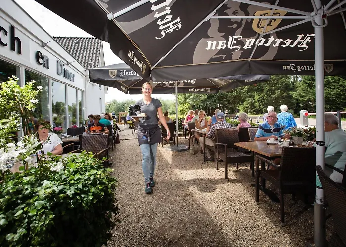 T维胡伊斯酒店 Beusichem