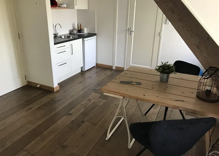 T维胡伊斯酒店 酒店 Beusichem