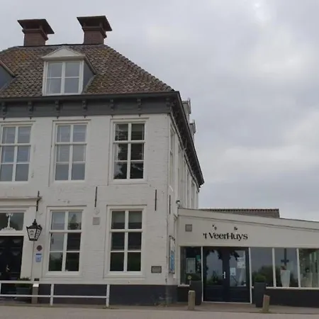 Hotel 't Veerhuys 3*